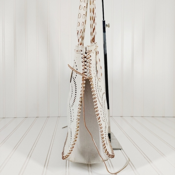 Julie Miles White Leather Cut Out Tote 0008 - Picture 5 of 15